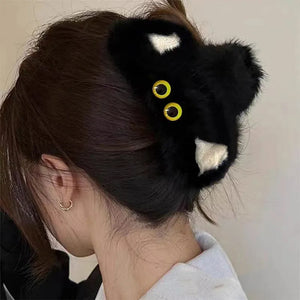 Black Cat Hair Claw