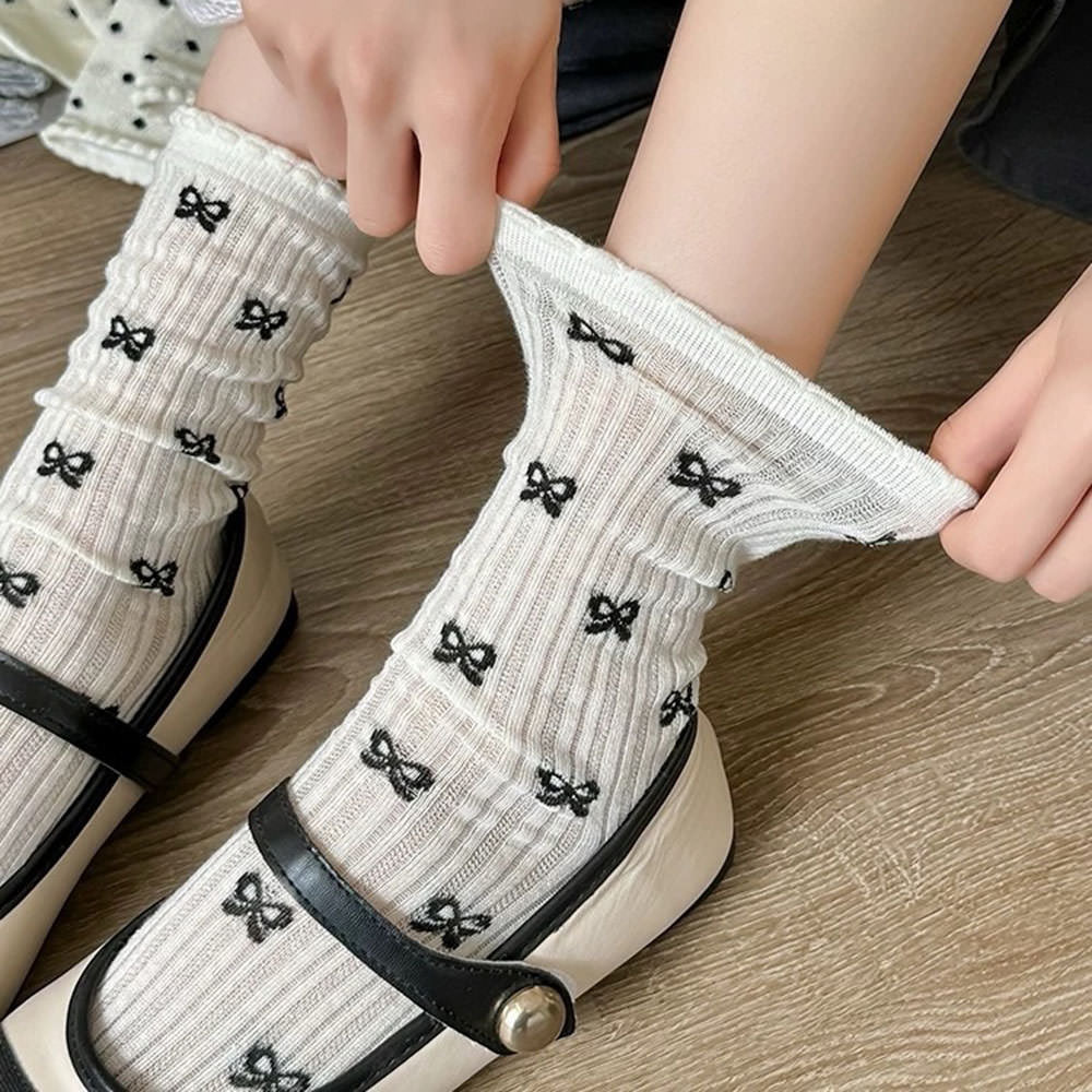 Coquette Aesthetic Bow Pattern Socks