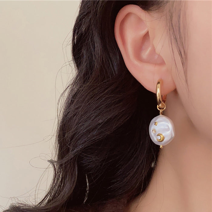 Moonlight Aura Earrings